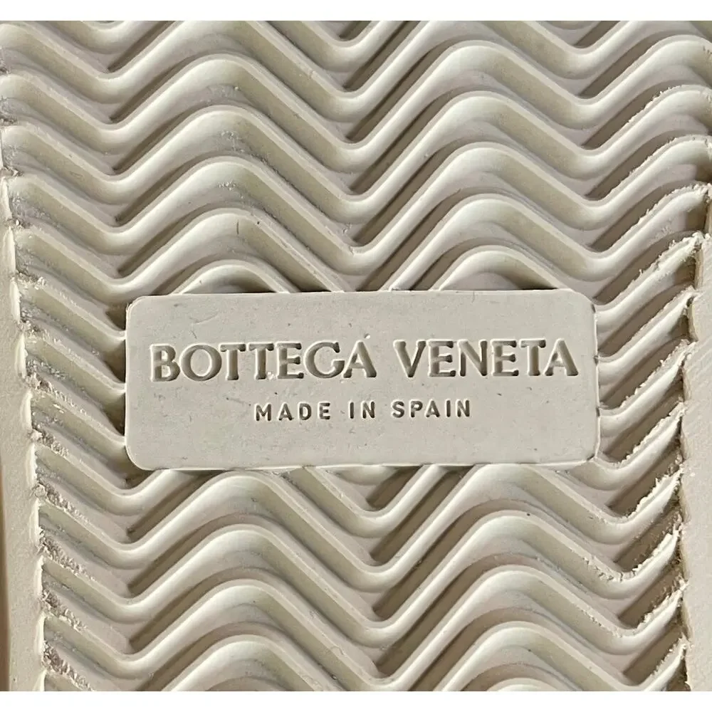 $895 NIB Bottega Veneta Beige Canvas Combat Boots Size 42(9)